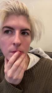 Hannah Eagle's Instagram, Twitter & Facebook