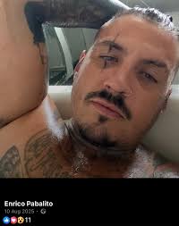 Scammers ask for money and delivery fee