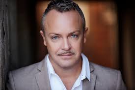 Pj Clarke's Instagram, Twitter & Facebook