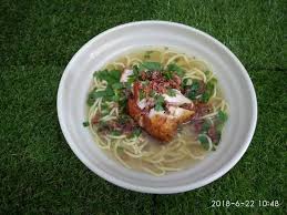 Perasakan dengan garam secukup rasa, masak sekejap dan rasa. Mee Sup Picture Of Nasi Ayam Stadium Ipoh Tripadvisor