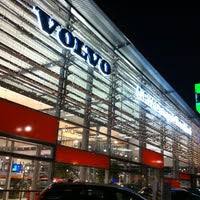 We will install your new garage roof with as little disruption as possible. Nrw Garage Dusseldorf Volvo U Ford Handler Auto Dealership