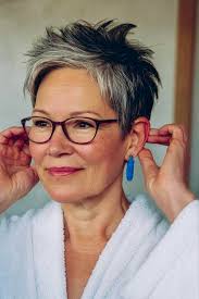 Does this short haircut suit me?