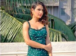 More about fatima sana shaikh's roles. Fatima Sana Shaikh Popularly Known As Dangal Girl In China