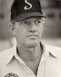 Travis Farrar's Instagram, Twitter & Facebook