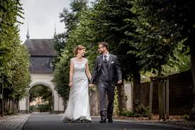 Mehr fotos findet ihr direkt in der reportage. Hochzeitsfotografie Kloster Knechtsteden Dormagen Hochzeitsfotografie Kleinen