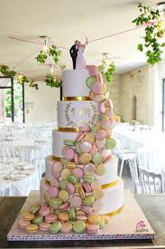 Wedding Cake Macarons Gateau De Mariage Blanc Beaux Gateaux De Mariage Idee Gateau Mariage