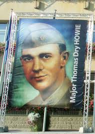 A red jumper & the Major of Saint-Lô: two sides of 1944