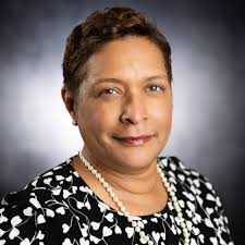 What a night! My team won 24 Clios last night but the sweetest of all, a  Best In Show for our American Psycho steelbook with illustrators Justin  Erickson and Paige Reynolds of