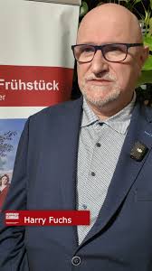 🎥 In diesem Reel spricht Harry Fuchs über Toursupport. , 👉 Sei live dabei  beim nächsten Künstler*innen Business Frühstück! , 🌟 Fokus: Mentaltraining  & Erfolg , Das 159. Künstler*innen Business ...