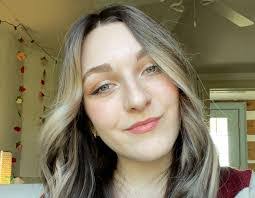 Victoria Staub's Instagram, Twitter & Facebook