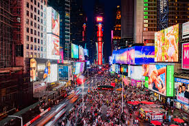 Carter conlon is general overseer of times square church in new york city. Samsung Installs Momentous New Led Displays In The Heart Of New York S Times Square Samsung Us Newsroom