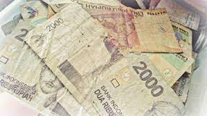 Kemarin saya mendapatkan informasi dari seorang kawan mengenai satu aplikasi yang dapat membuahkan uang, sekarang ia telah mendapatkan 50 ribu rupiah /hari, jadi dalam satu. Cari Gambar Uang Malangnya Uang Kertas Indonesia Yang Lecek Walaupun Nilainya Tak Peruri Uang Kertas Logam 4 Uang Rupiah Tak Laku Usai Uang Pecahan Gambar