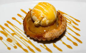 Maybe you would like to learn more about one of these? Tortino Di Pasta Sfoglia Con Mela Caramellata E Gelato Picture Of Hostaria Borromei Milan Tripadvisor