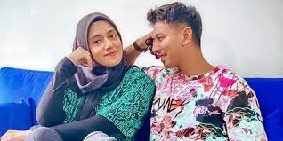 We would like to show you a description here but the site won't allow us. Rey Utami Sudah Bebas Dari Penjara Fairuz A Rafiq Dia Nggak Pernah Minta Maaf Kapanlagi Com