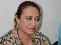 Presentan Contornos de tu sombra de Elda Pérez