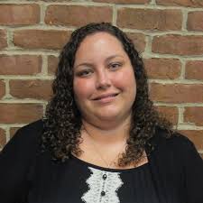 Leah Burgess's Instagram, Twitter & Facebook