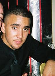 Hitman 'gunned down former friend outside Wandsworth Prison while dressed  like lawyer'