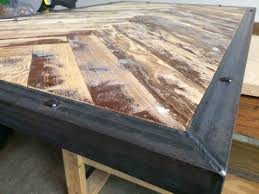 Hcn 02 With An Angle Iron Edge To Complete A Fly Tie Table Pallet End Tables Diy Furniture Bedroom Iron Table