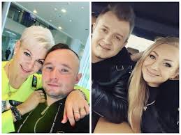Szary niedźwiedź program telewizyjny o liście przebojów pr.iii , nadany w 1999 roku przez nieistniejącą już stację muzyczna atomic tv. Nowy Partner Magdy Naroznej Pobil Dziewczyne Dawid Piekni I Mlodzi Cotojest