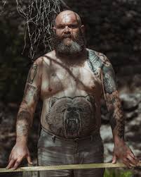 Serie gratis de la casa de papel: Facebook