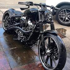 Usamotorcycles Shared A Photo On Instagram Rate This 1 100 Credit Breakout Bobber 11 Harley Davidson Motorcycles Harley Bikes Harley Davidson Images