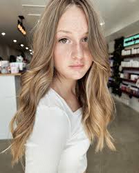 Hermosa hair girls+ are off to Phuket for the Delorenzo ASPYA24 conference!  ✈️☀️📖🥂 1-12th of March salon trading hours will vary due to this event…  If the salon is closed just leave