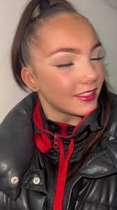 Iesha Simpson's Instagram, Twitter & Facebook