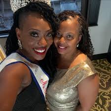 Happy Happy Holidays and Merry Christmas to all!!!✨ Tis' the season for all  hopes and dreams to come true. 🎄🎁