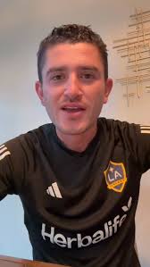 ⚡️🫡 THANK YOU COACH @gkrobertloera #inspiringtheyouth #motivation  #hardwork #gk #goalielife #ontheroad #futból #inspirational #keepgrinding  #havefun #instagram #blessed #losangeles #galaxy