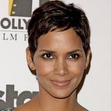 If you're looking for a new short hairstyle or would like to cut your long hair, have a look at these classy short hairstyles that will offer you inspiration in finding your perfect short hairdo. 50 Short Hairstyles For Black Women Splendid Ideas For You Hair Motive Hair Motive
