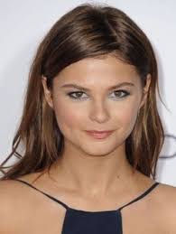 Stefanie Scott's Instagram, Twitter & Facebook