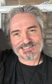 Dennis Vincent's Instagram, Twitter & Facebook