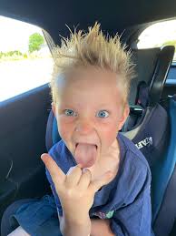 Hello.. This is my son. The baby of my Two. He is very shy and its hard to  get him to take pictures but, this day he took ALOT of pictures ❤