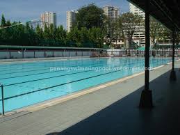 The impressive and imposing building crafted in victorian fashion has been the site for gatherings and activities organised by penang's chinese community for the past 85 years. Chinese Recreation Club Crc Swimming Pool Penang Swimming Pools
