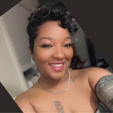 Sade Barnes's Instagram, Twitter & Facebook