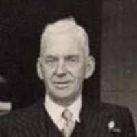 Edward Chenoweth's Instagram, Twitter & Facebook