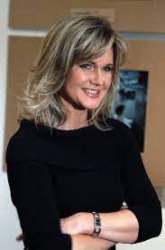 See more ideas about kobieta, ubranie do kościoła, koszula smokingowa. Grazyna Torbicka Konczy 60 Lat Gwiazda Uchodzi Dzis Za Ikone Stylu Ale Nie Wszystkie Jej Kreacje Byly Trafione Zobaczcie Jak Sie Zmieniala