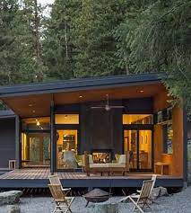 5 Affordable Modern Prefab Houses You Can Buy Right Now Small Modern Cabin Affordable Prefab Homes Prefab Homes