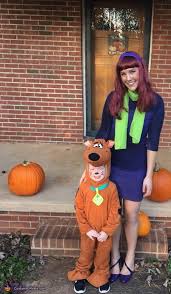 If you are not good at using a machine then you can still do this diy scooby doo costume easily. Scooby Doo Daphne And Fred Costume