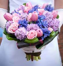 The Purple Flowers In There Are Called Hyacinth They Are Super Pretty And They Come In Mult Blue Wedding Flowers Bridal Bouquet Spring Purple Wedding Bouquets