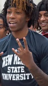 6-4 Darius Carr @fairfaxbball , Committed: New Mexico State, 🎥  @isaacudoema at #TheLEAGUE