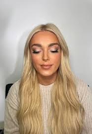 Renee Holder's Instagram, Twitter & Facebook