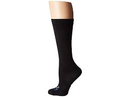2xu 24 7 Compression Socks Black Black Women S Knee High Socks Shoes The 24 7 Compression Socks Will Built To Kee Womens Knee High Socks Shoes Running Socks