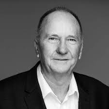 Roy Humphreys's Instagram, Twitter & Facebook