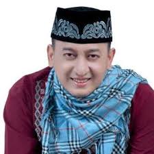 Sang ustad pun dilarikan ke. Ceramah Ustdz Zacky Mirza Home Facebook