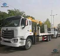 Sinotruk HOWO 6X4 5t 6t 8t 10t Cargo Platform Flatbed Telescopic Boom  Folded Crane Mounted Truck