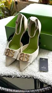 Eco Friendly Women Shoes Online | Luxury Vegan Shoes | Avar Shoes