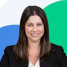 Amanda Scholtes's Instagram, Twitter & Facebook