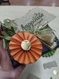 With the crease you can choose two different methods on this one board. Score Board How To Use And Rosettes Art Happiness