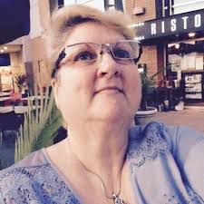 Louise Beauchamp's Instagram, Twitter & Facebook